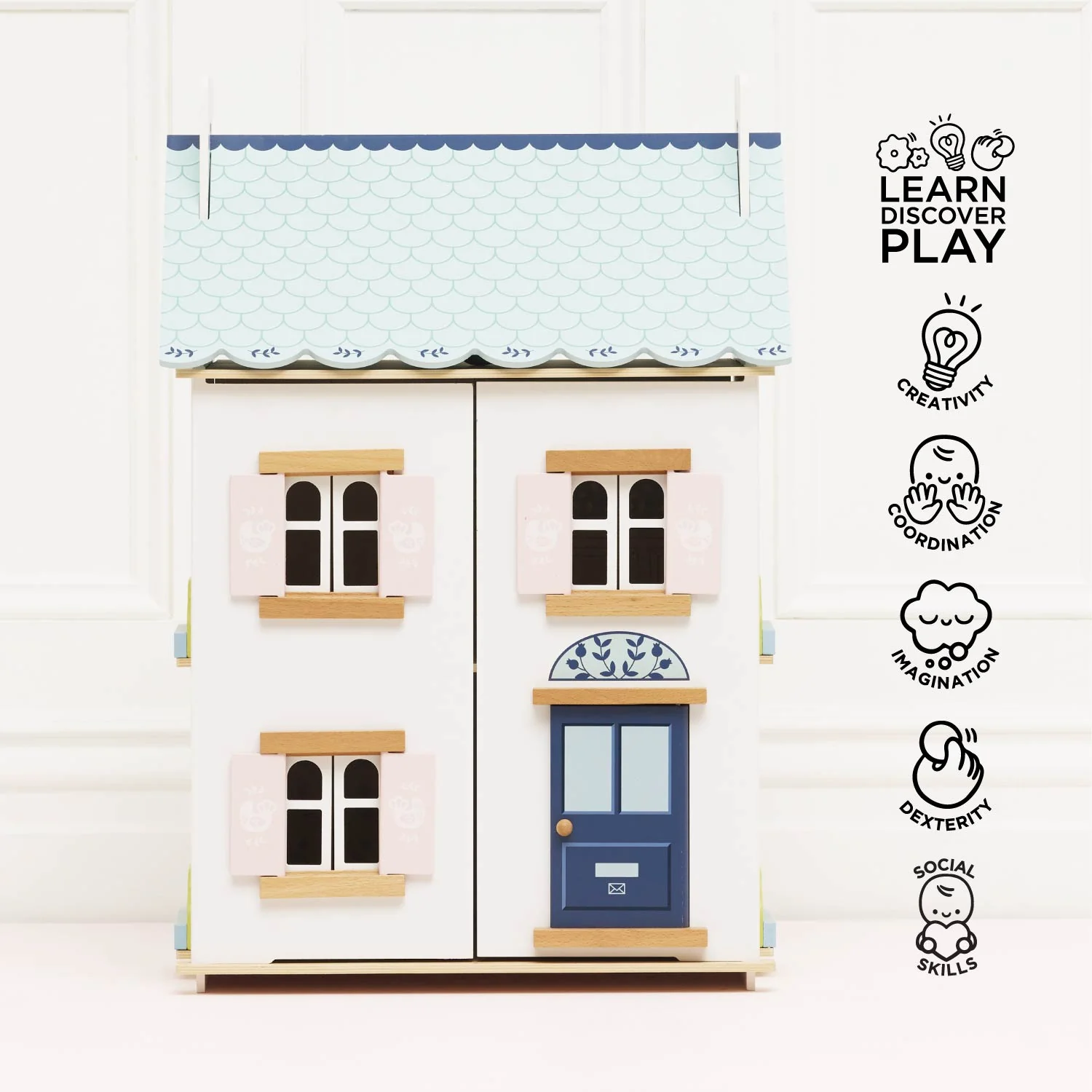 Bluebelle Wooden Dolls House - Image 4