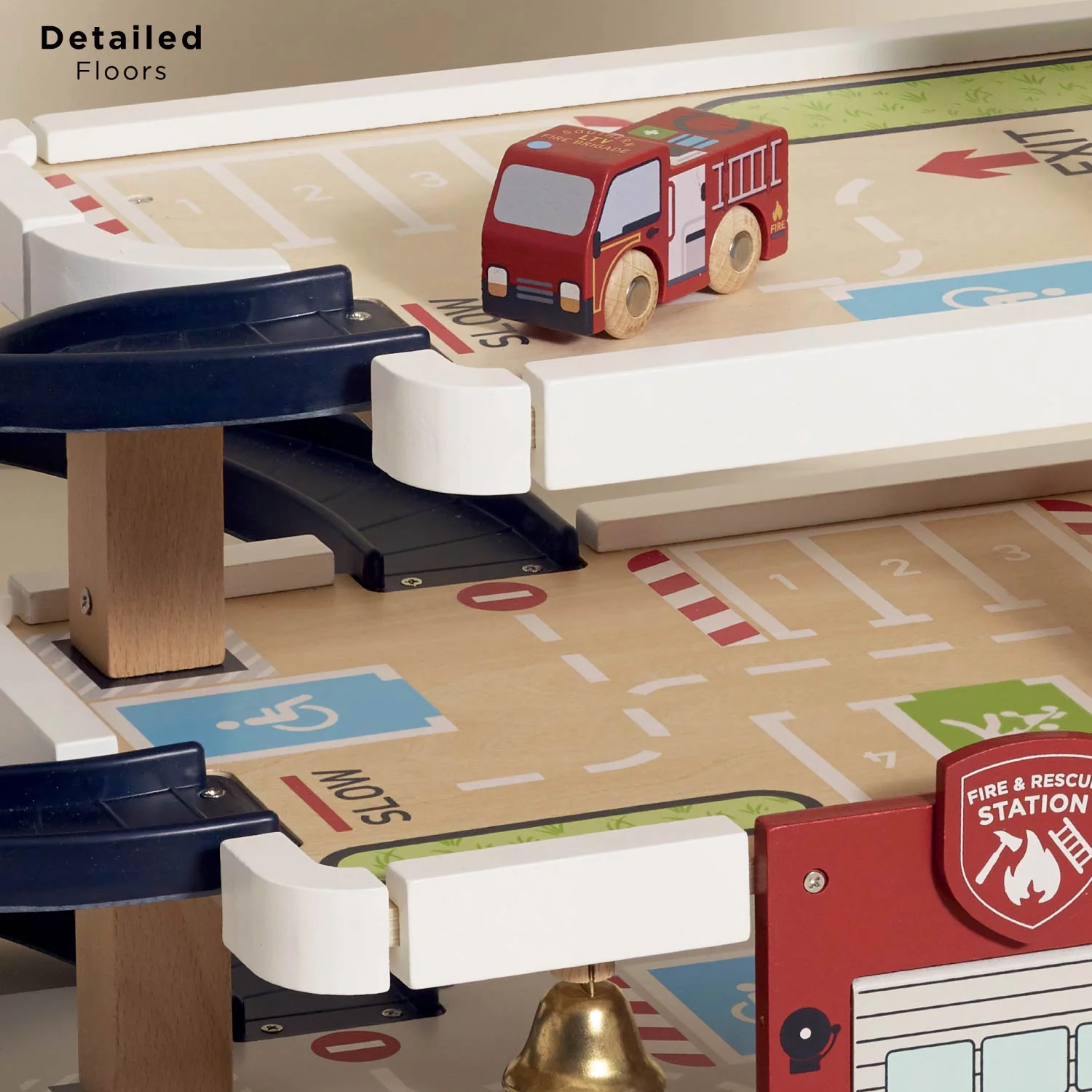 Fire & Rescue Wooden Garage - Image 4